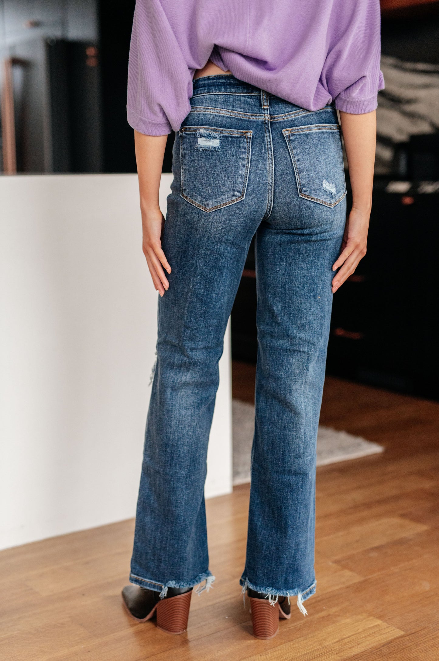 Rose High Rise 90's Straight Jeans in Dark Wash